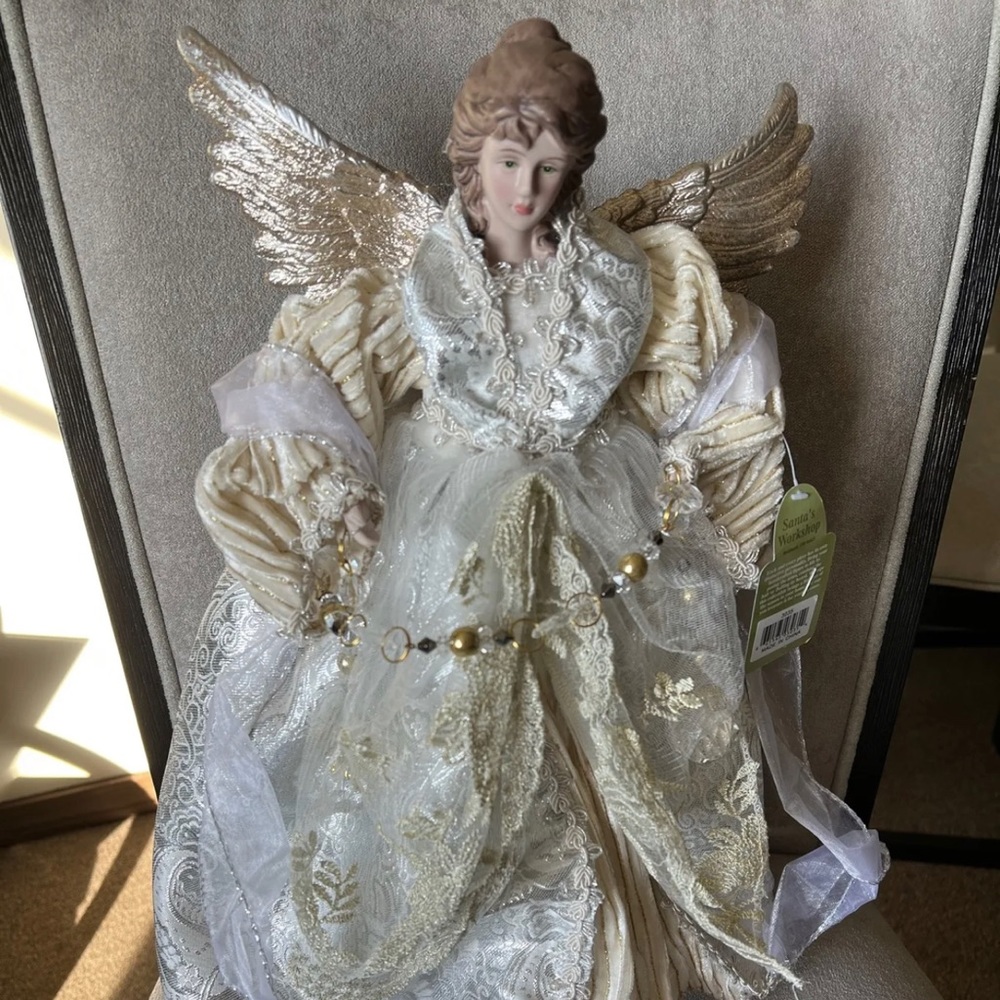 Santa's Workshop 3035 Gilded Angel Treetopper 16" Multi